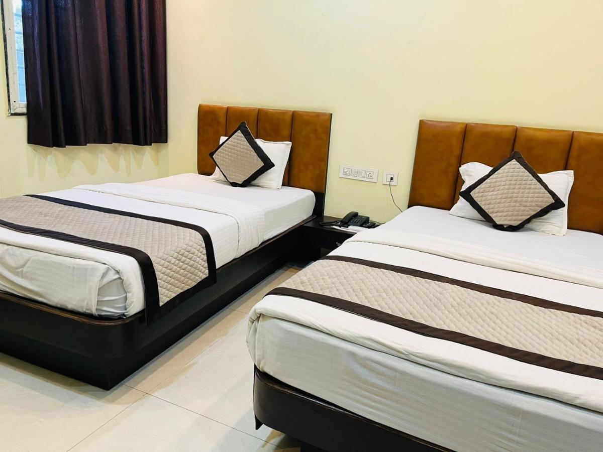 Jmc Hotel Lavish Akolia Екстер'єр фото