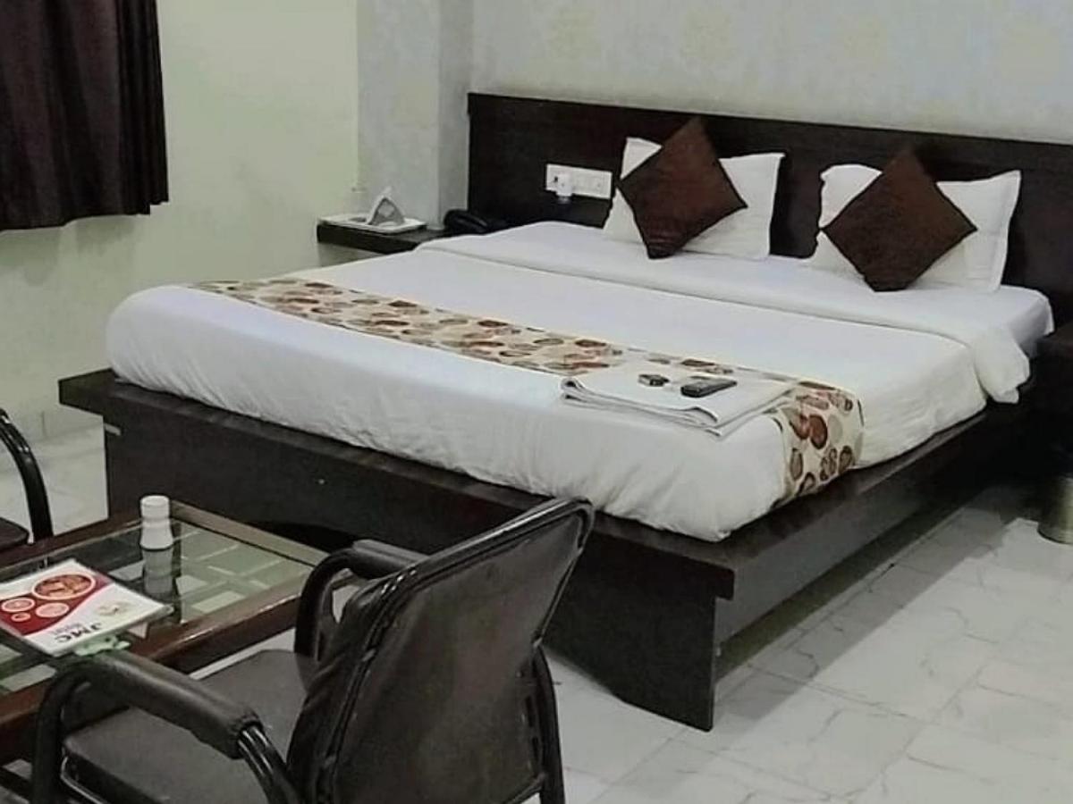 Jmc Hotel Lavish Akolia Екстер'єр фото