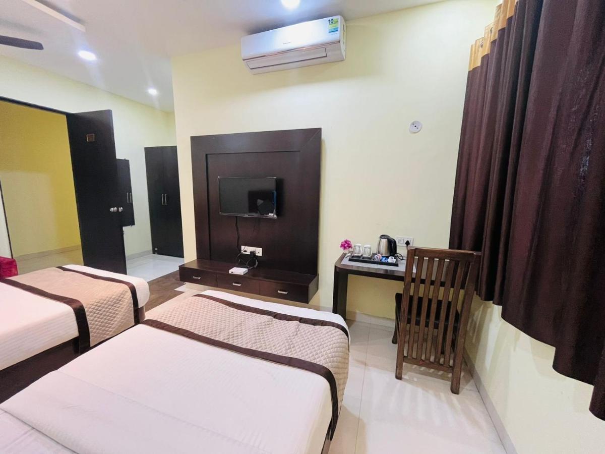 Jmc Hotel Lavish Akolia Екстер'єр фото